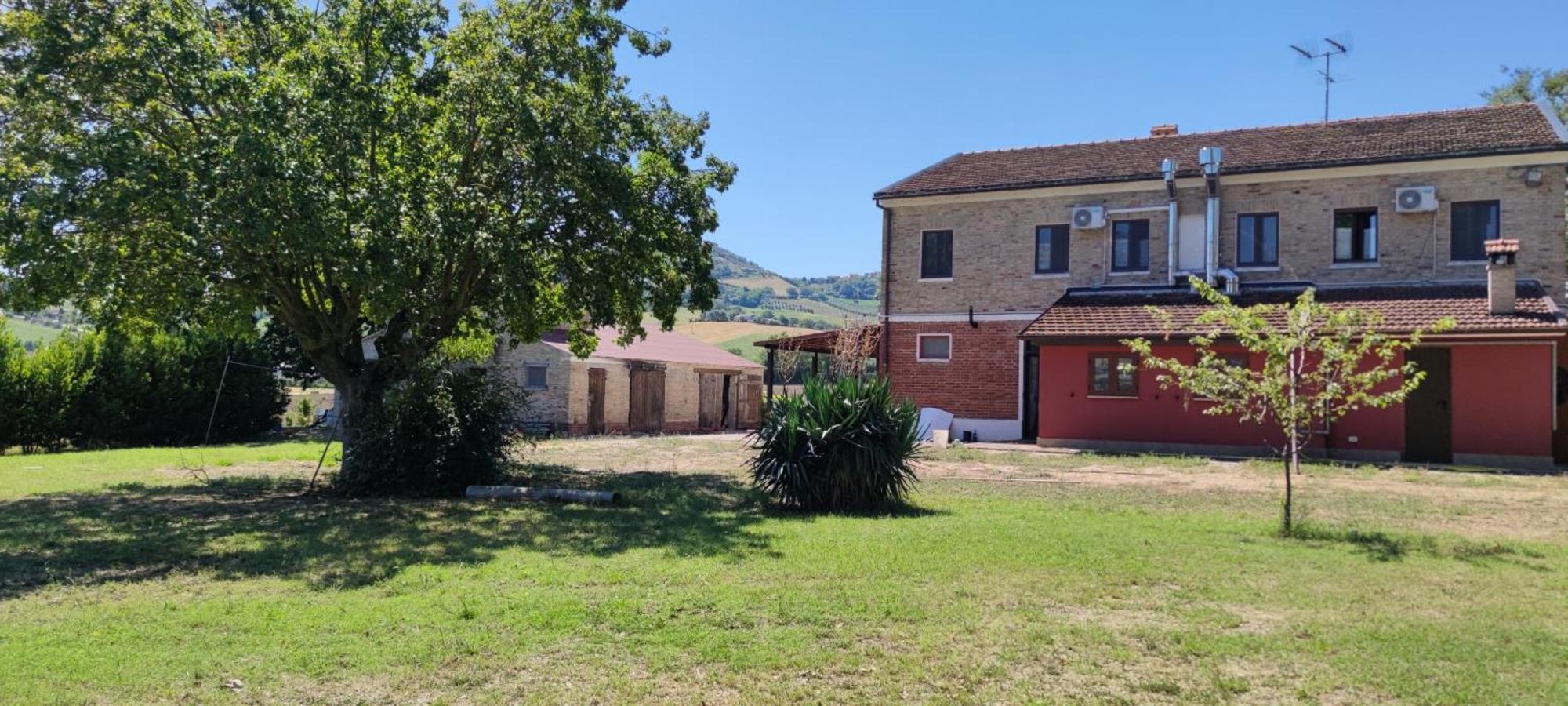 Foresteria Del Re Hotell Montelupone Eksteriør bilde